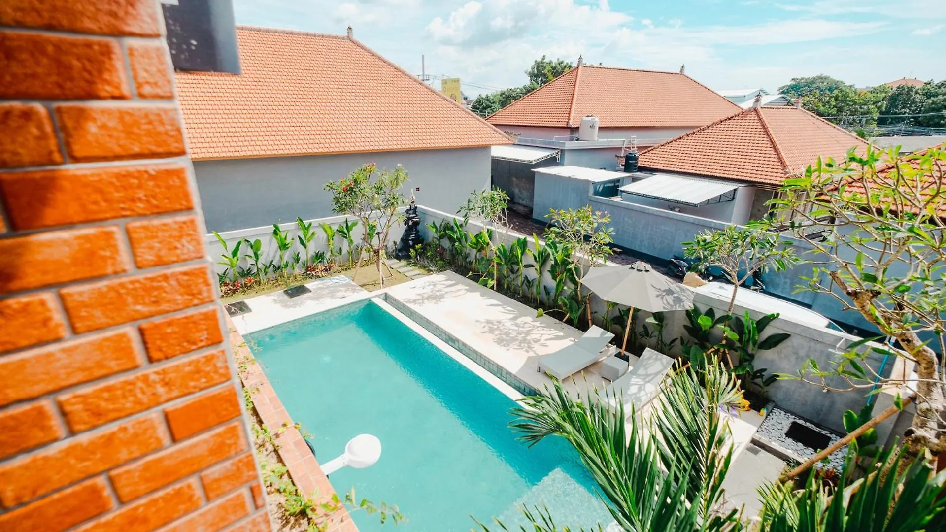 Kubu Dangin Guest House Kerobokan Seminyak   Seminyak (Bali)