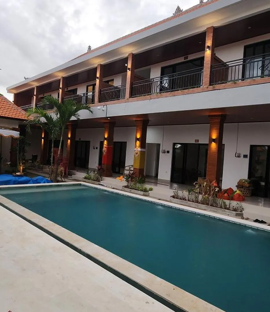 Kubu Dangin Guest House Kerobokan Seminyak