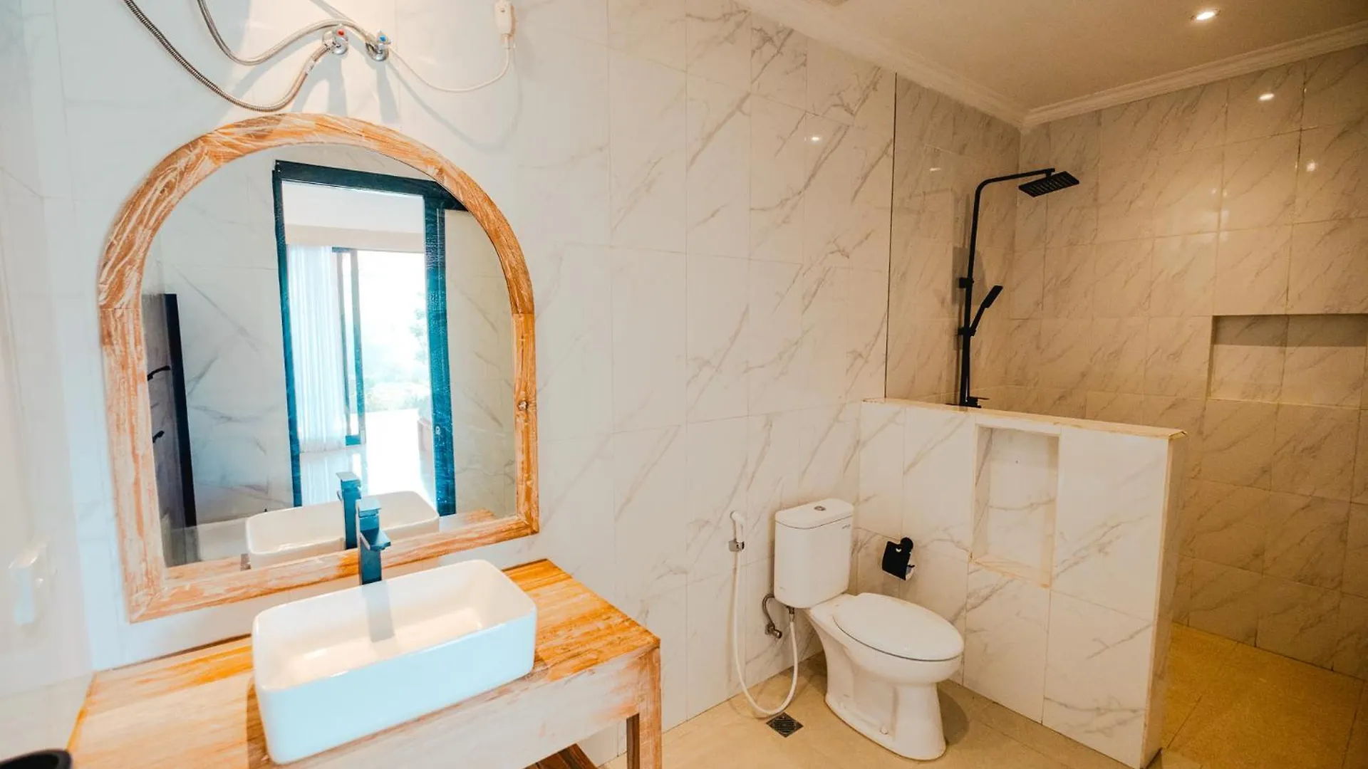 Kubu Dangin Guest House Kerobokan Seminyak  0*, Seminyak (Bali) Indonesia